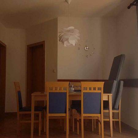Apartment Zeljka Nerezine Esterno foto