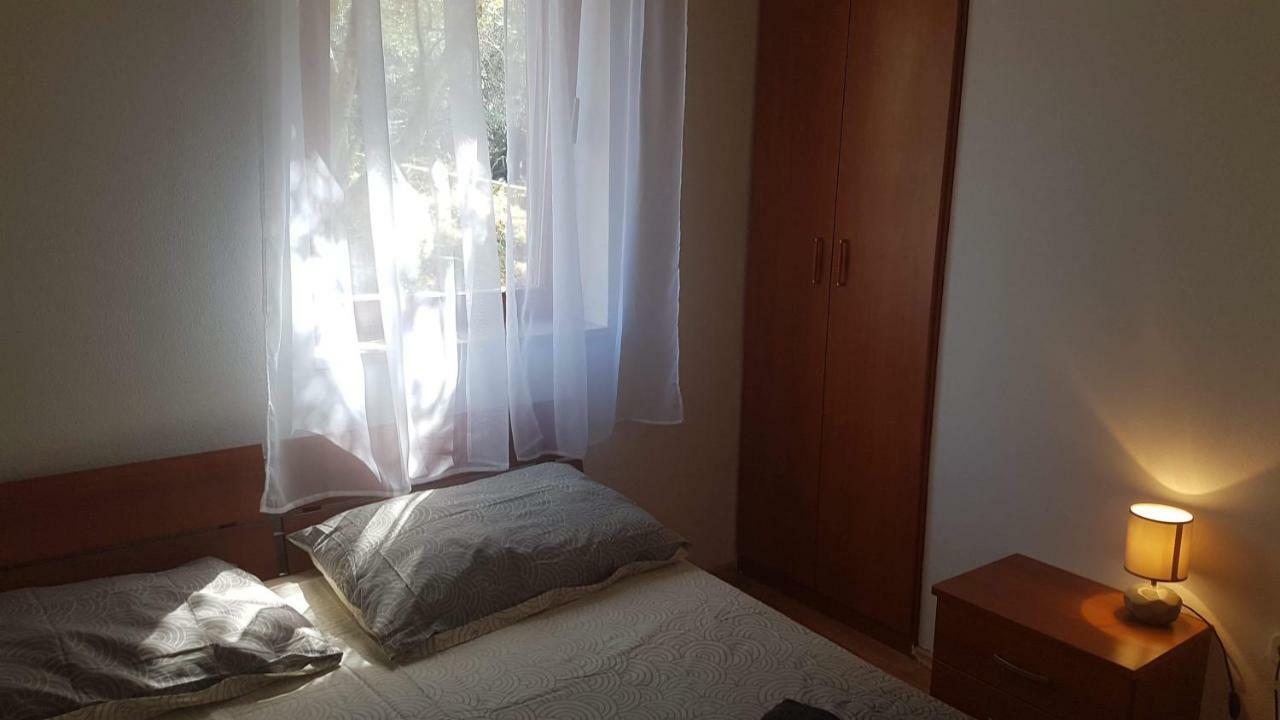 Apartment Zeljka Nerezine Esterno foto